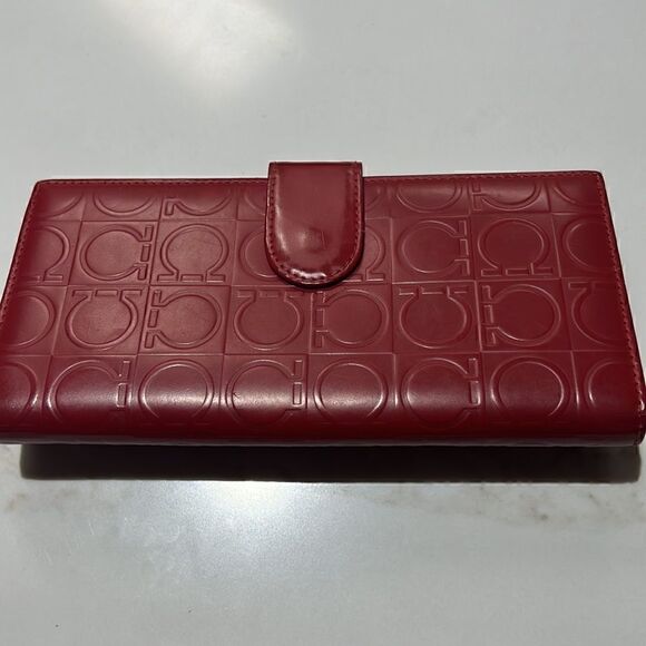 Salvatore Ferragamo Red Long Wallet - Picture 3 of 11